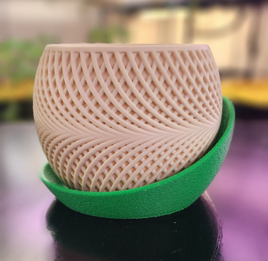 Drift 3" 3D Printed Planter with wraparound tray - Gathering Moss