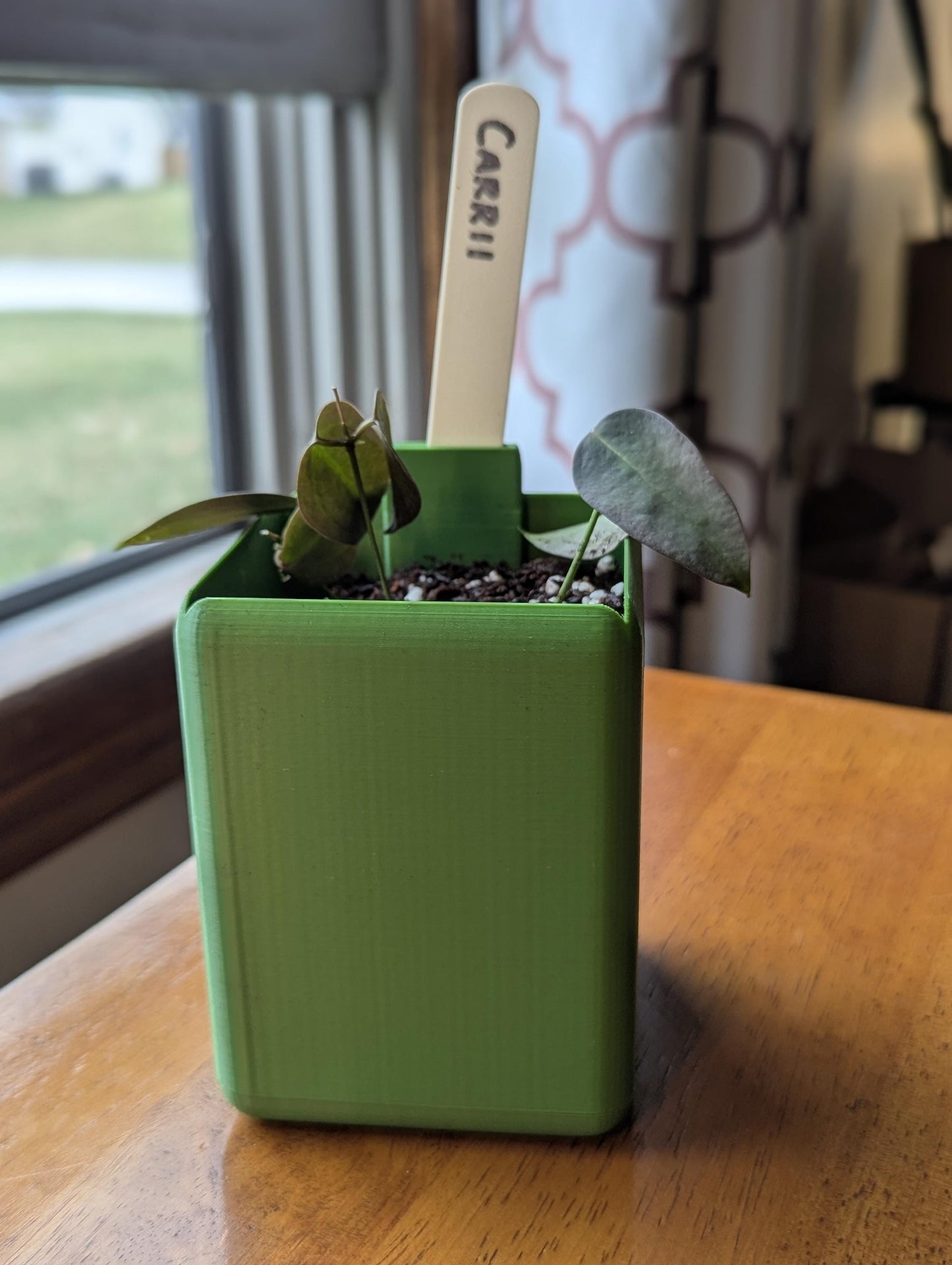 The Tea Time Planter for Harney & Sons tins