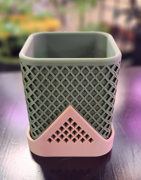 Squared Polygon 4" 3D printed pot with tray - Gathering Moss